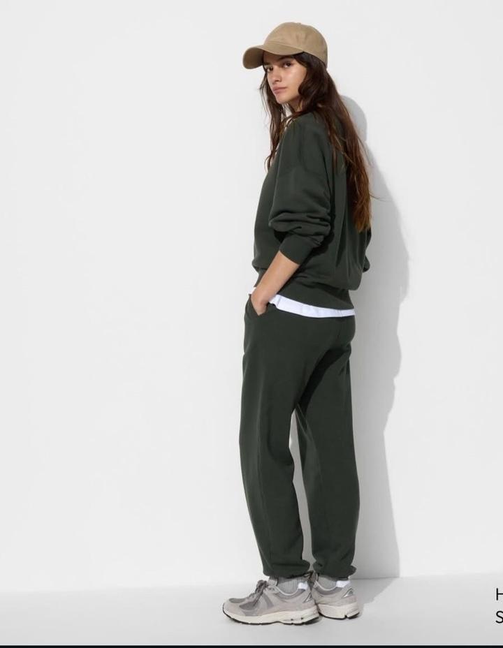Костюм Uniqlo