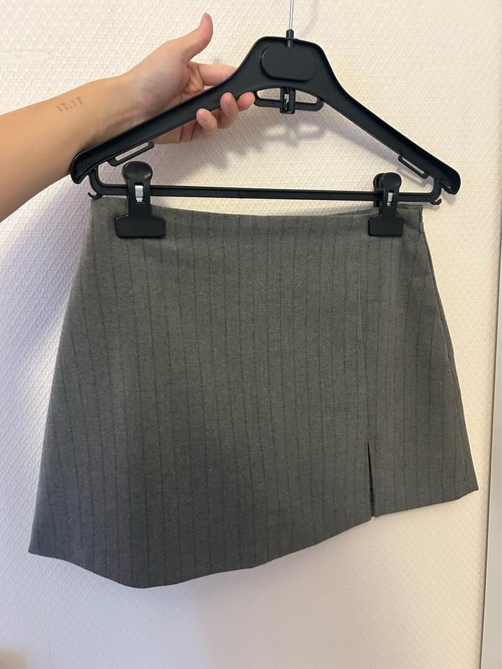 Pull & Bear Юбка-шорты мини в полоску