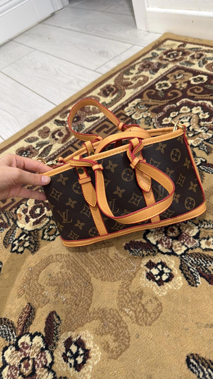 Сумка Louis Vuitton