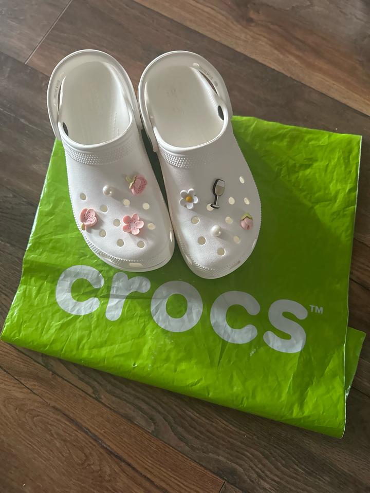 Crocs