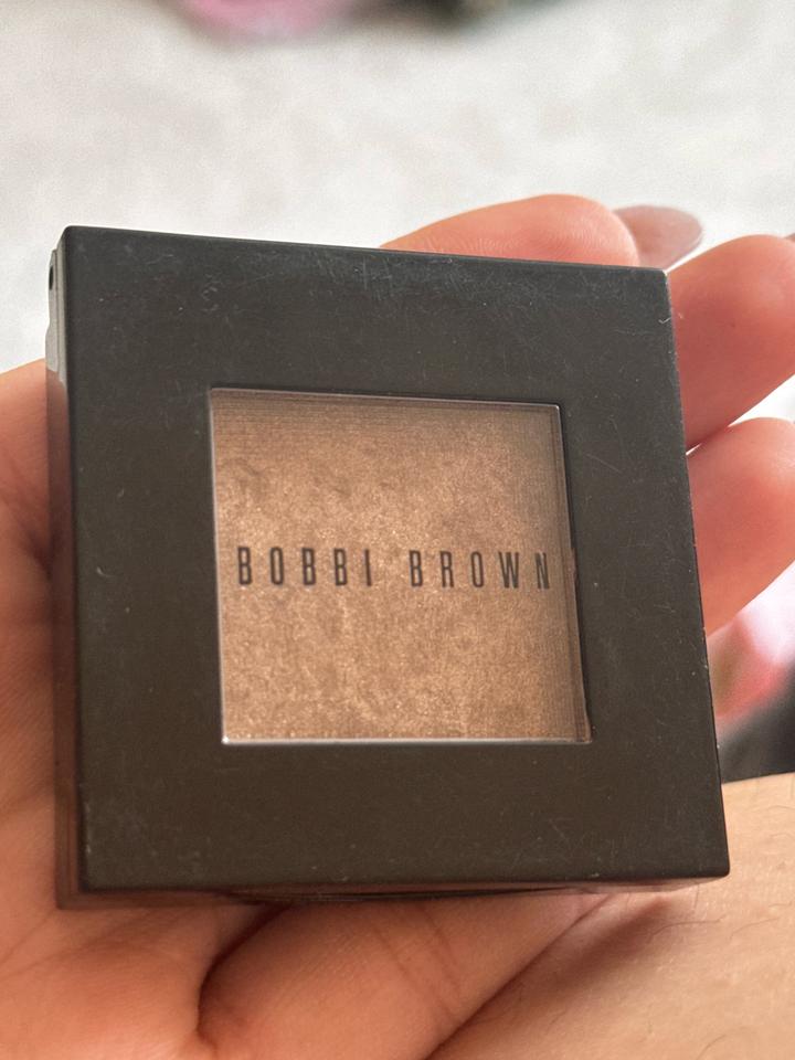 Bobbi Brown