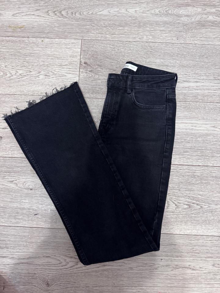 Джинсы от бренда Mango 36