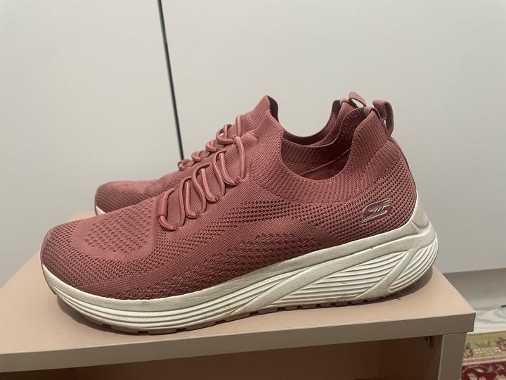 Skechers