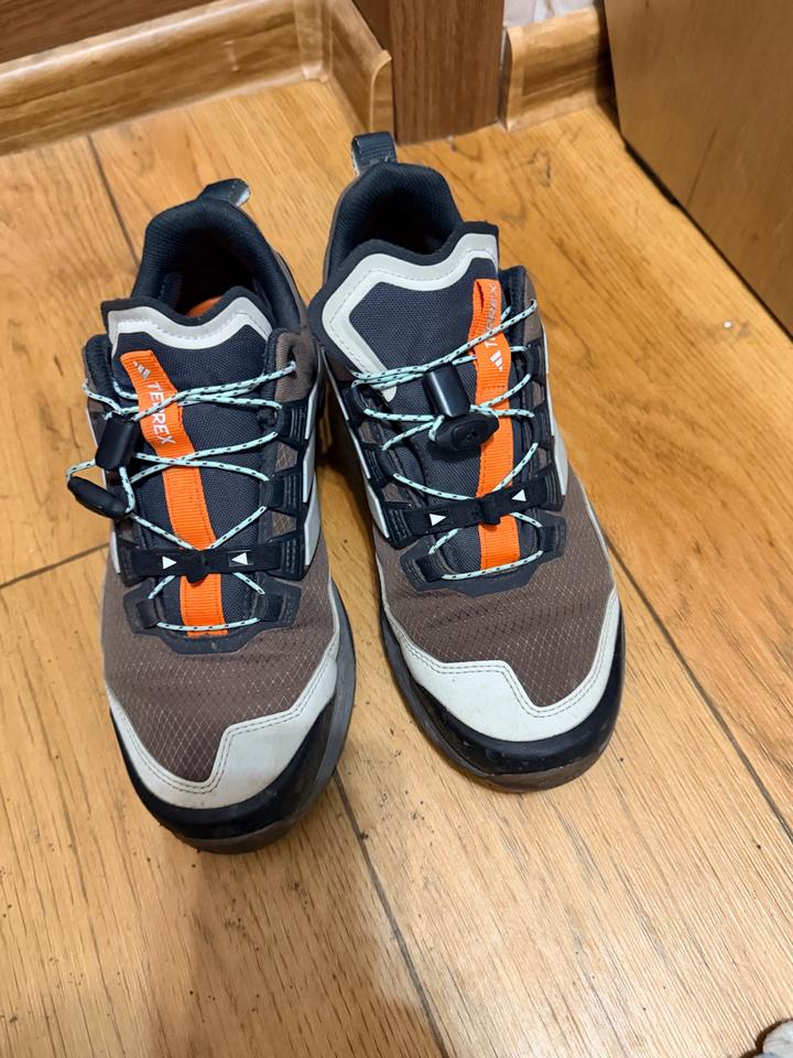 Кроссовки adidas Terrex