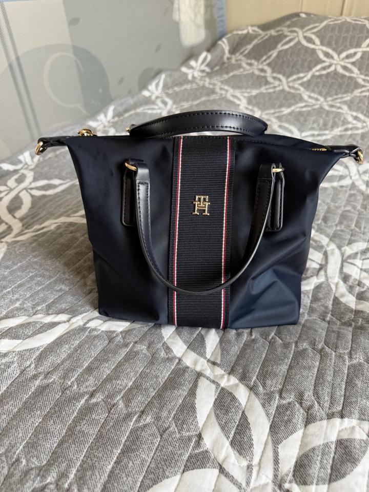 Сумка Tommy Hilfiger