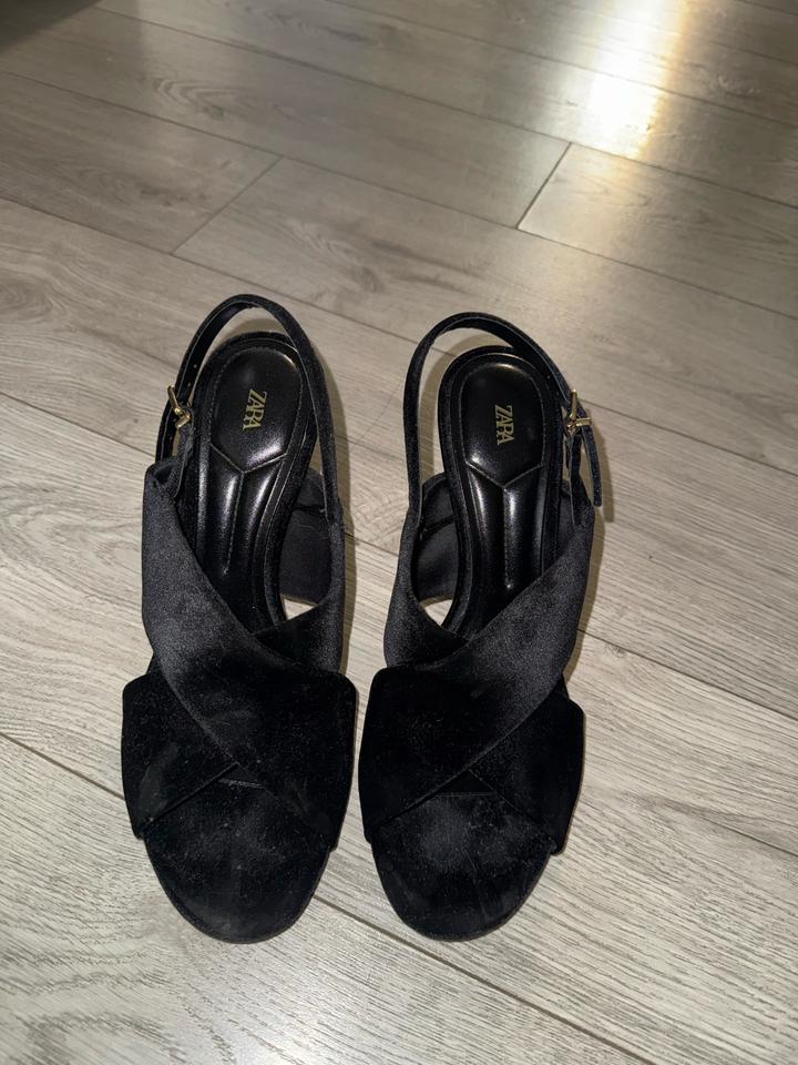 Босоножки ZARA
