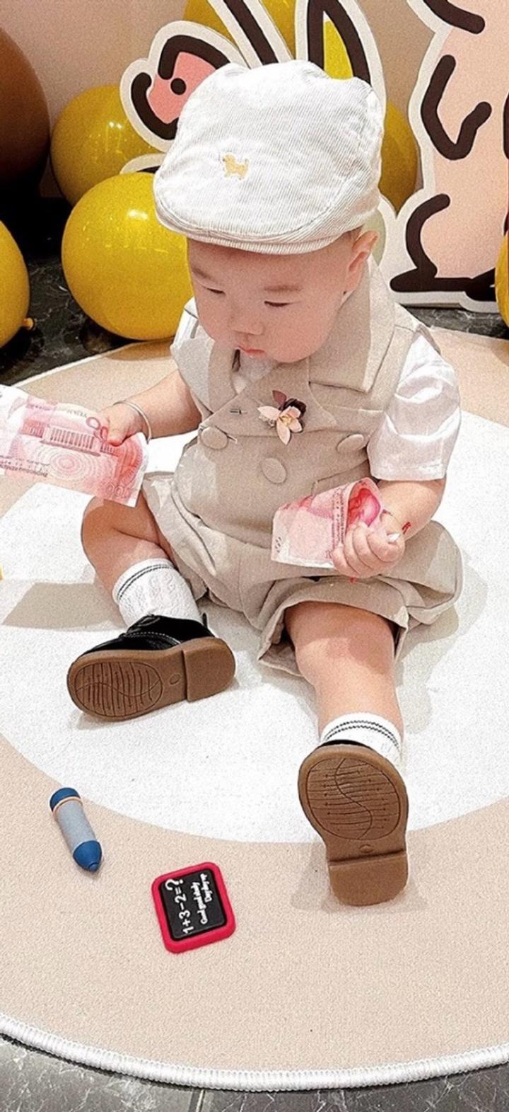 Детский классический костюм