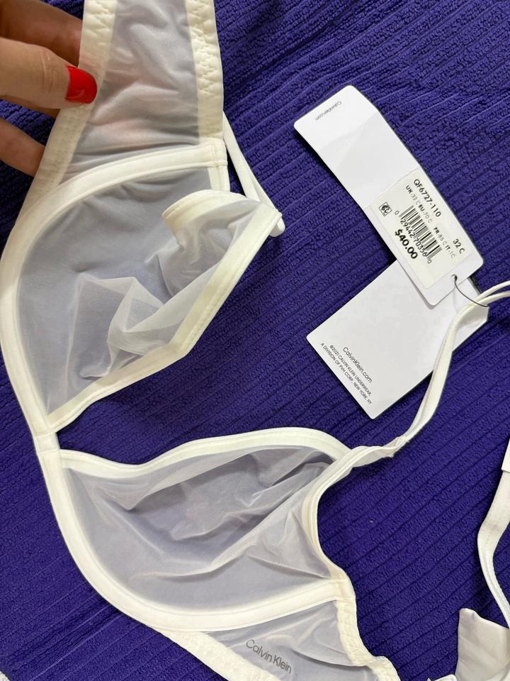 Новый Бюстгальтер Calvin Klein