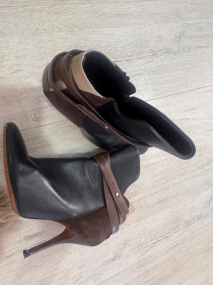 Bally