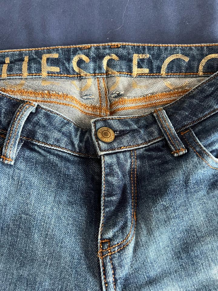 GUESS