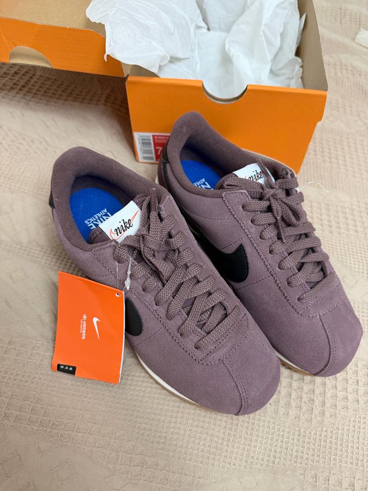 Nike
