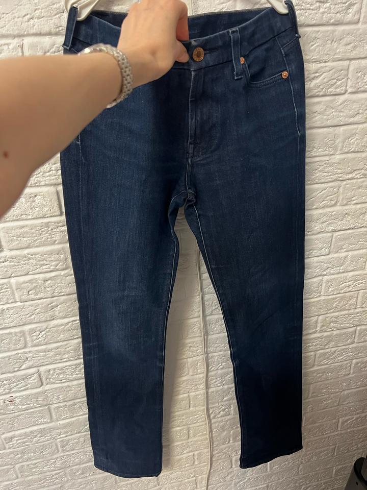 7 For All Mankind