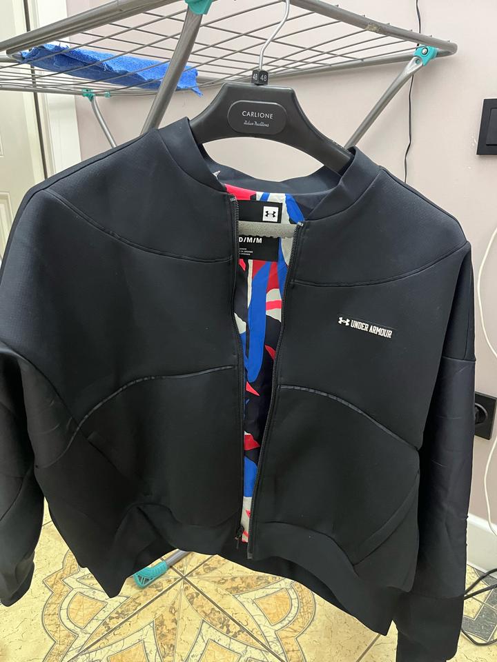 Женский бомбер Under Armour