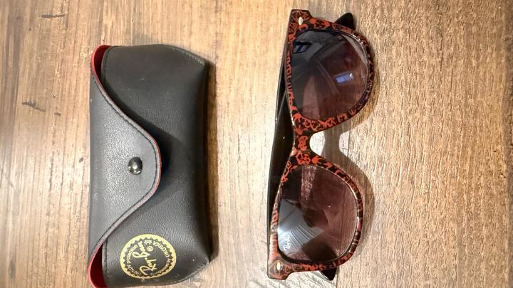 Ray-Ban