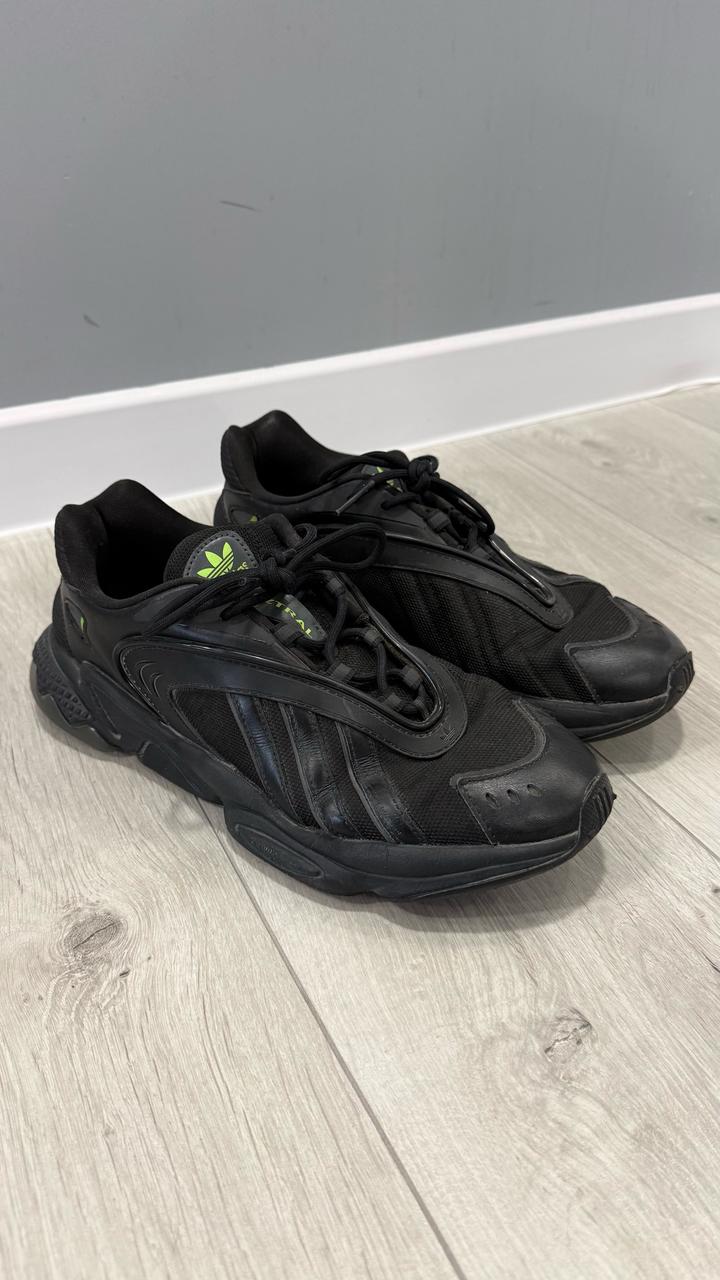 Кроссовки adidas