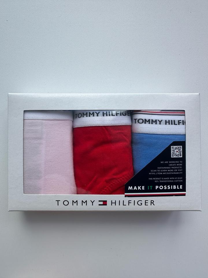Tommy Hilfiger