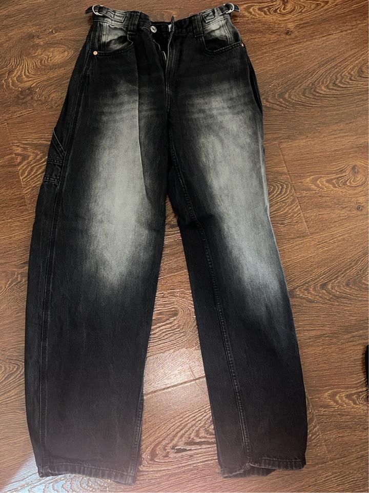джинсы бананы bershka