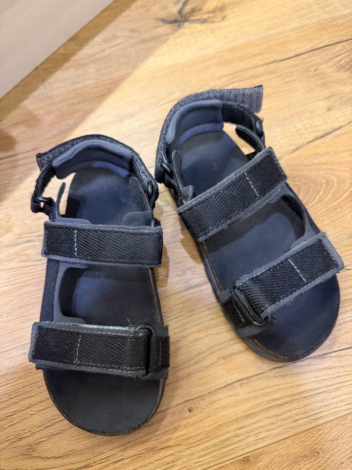 Сандалии ZARA