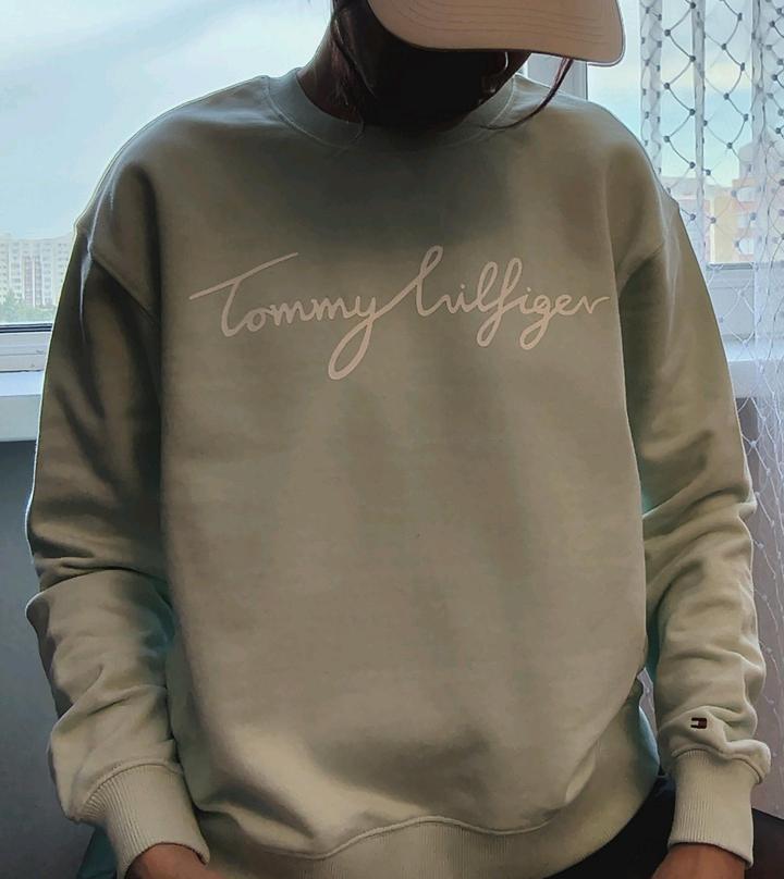Tommy Hilfiger