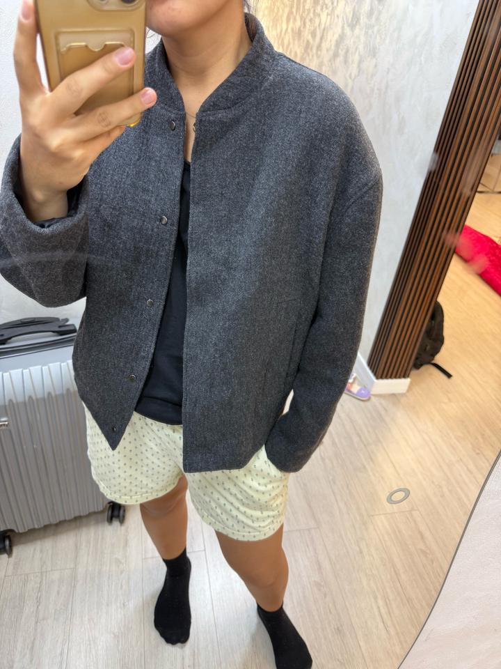 Женский шерстяной бомбер пальто Massimo Dutti