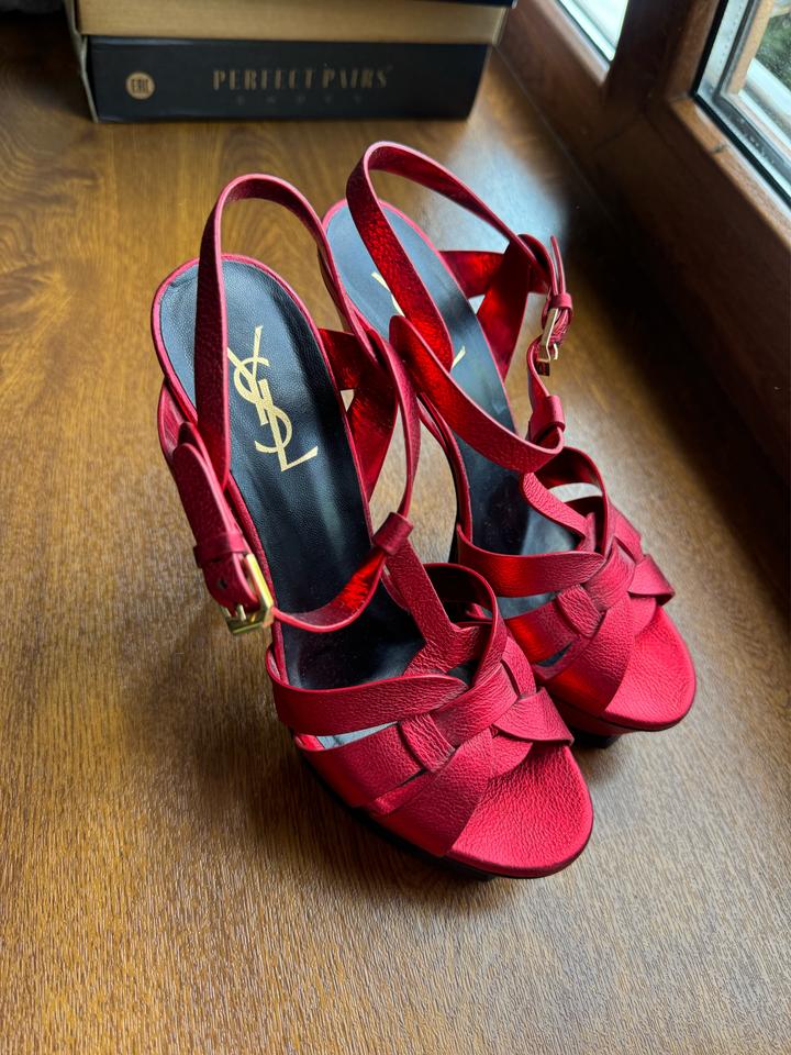 Yves Saint Laurent
