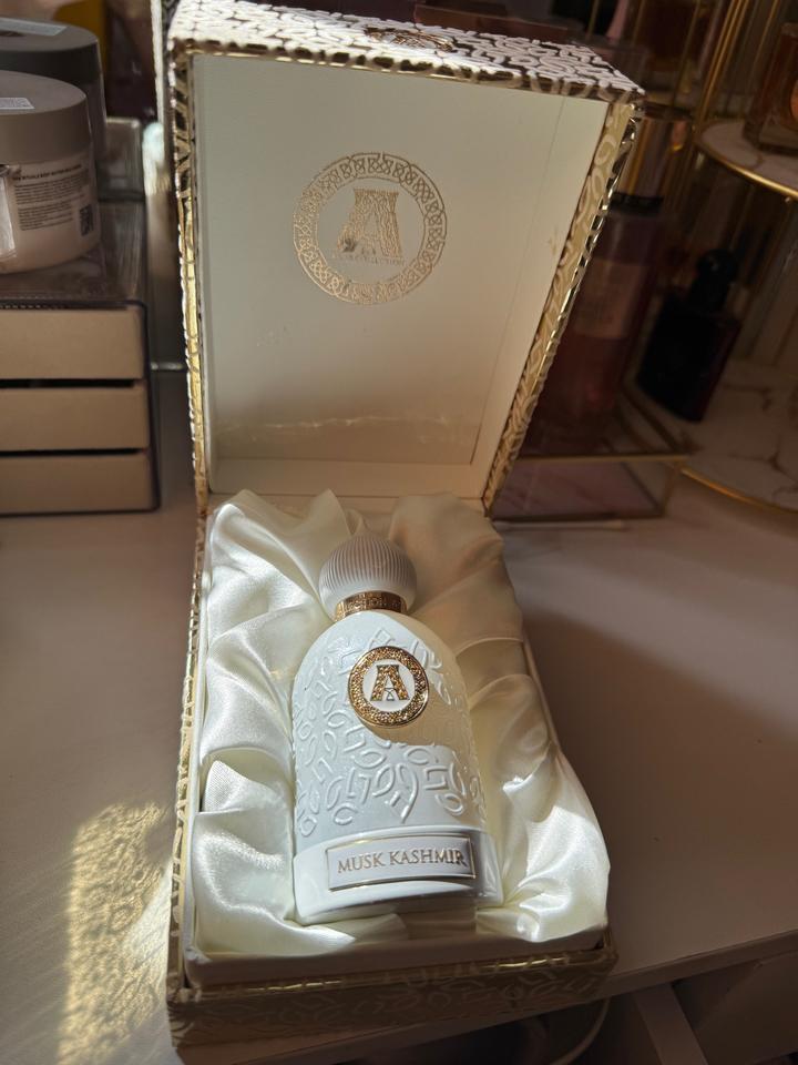 Парфюмерная вода Attar Collection Musk Kashmir Extract