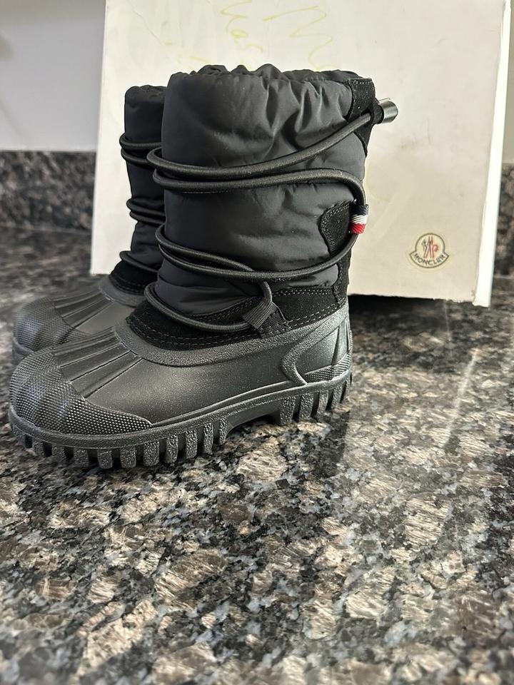 Moncler
