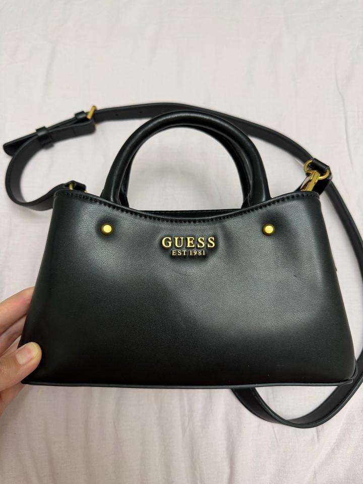 Сумка GUESS