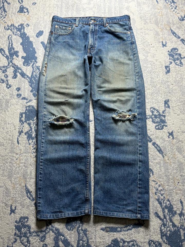 Levi's