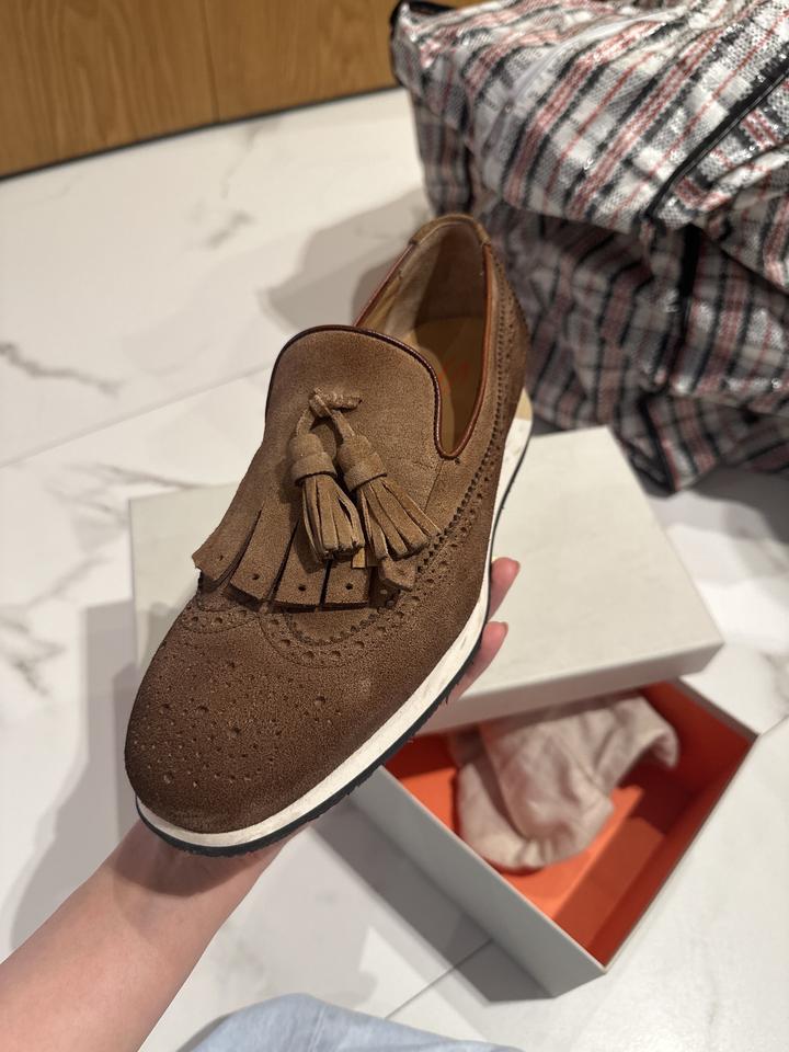 santoni