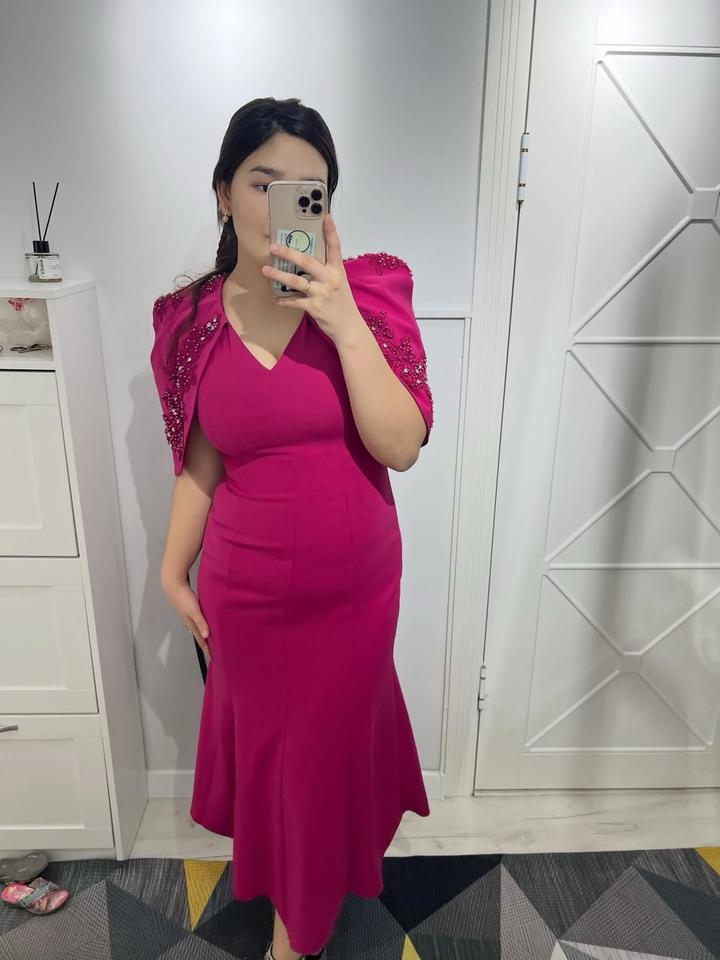 Dalia Collection Вечернее платье с накидкой