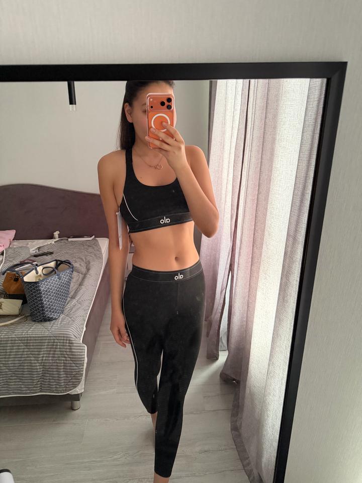 Alo Yoga