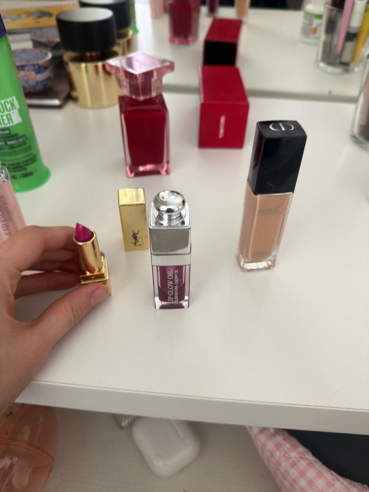 Yves Saint Laurent Yves laurent помада