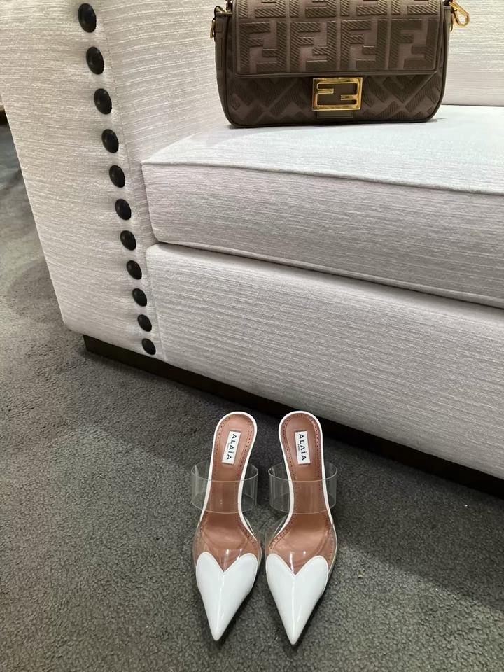 Alaïa