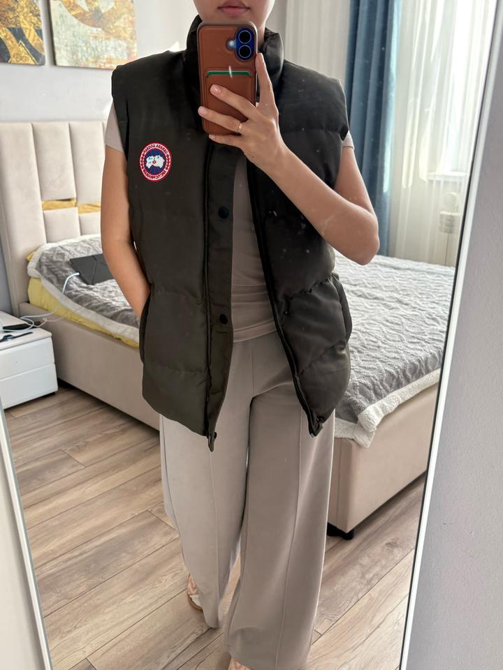 Жилетка Canada Goose