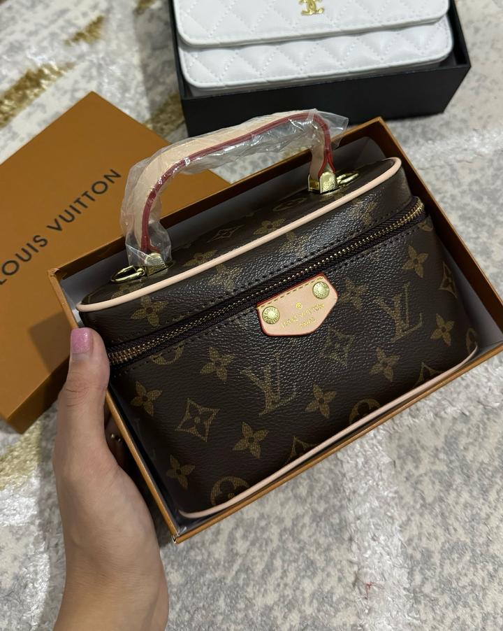Louis Vuitton Сумочка