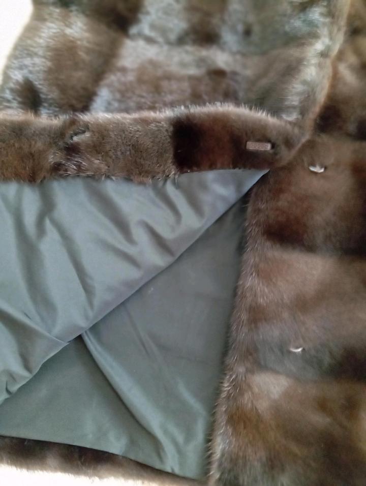 Saga Furs Норка безрукавка натуралка