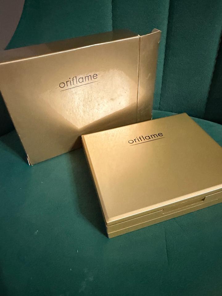 Палетка декоративной косметики Oriflame винтаж
