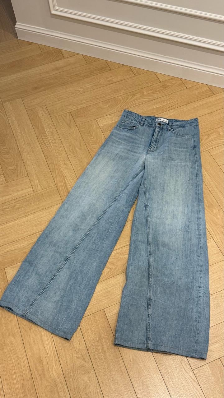 Джинсы Zara широкие