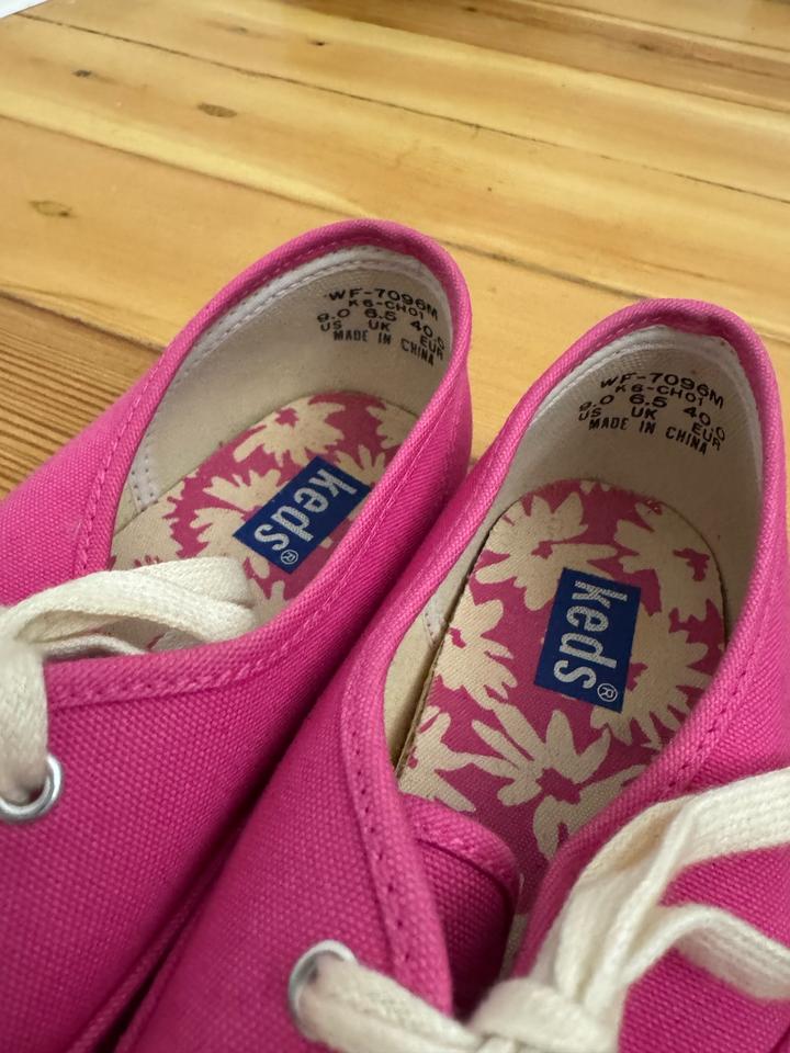 Keds