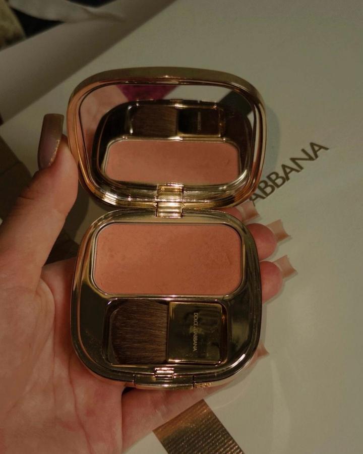 Румяна Dolce & Gabbana