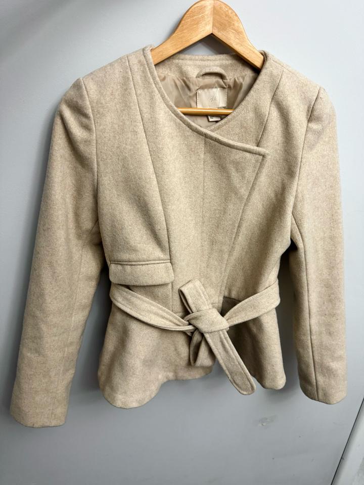 H&M Пальто короткое/укороченное с поясом