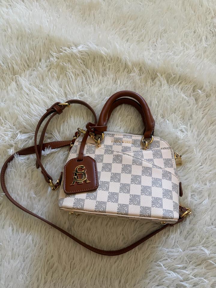 Steve Madden