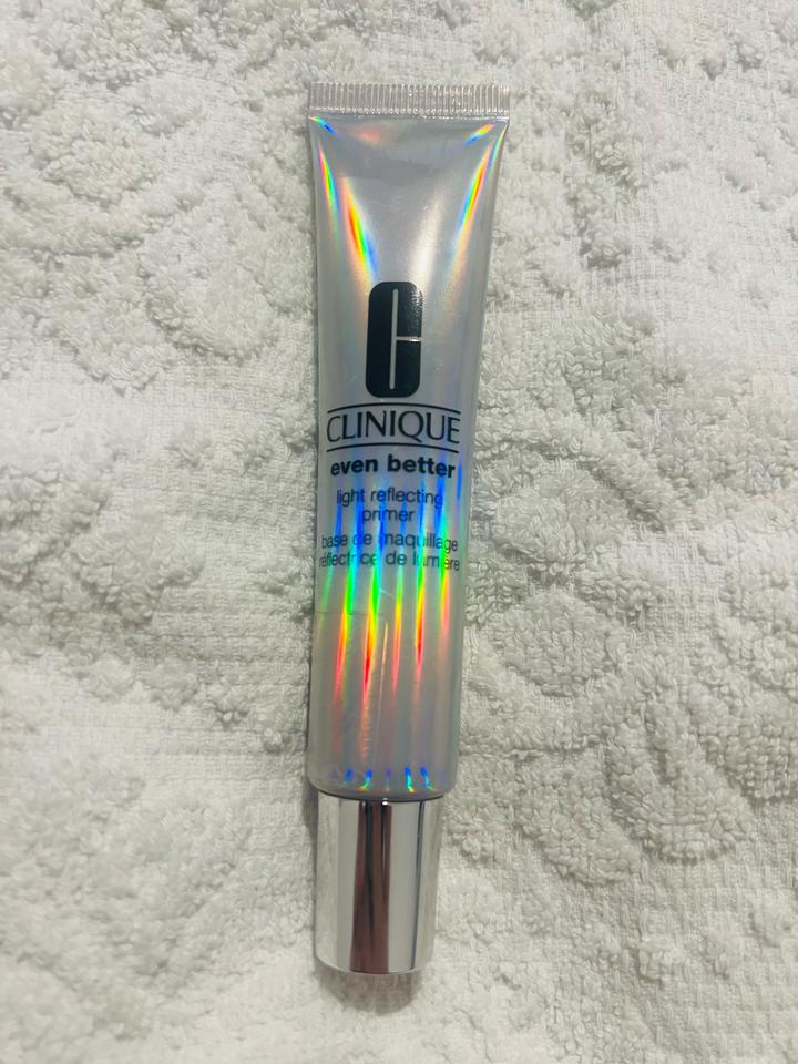 Сияющий праймер для лица Clinique Even Better Light Reflecting Primer 30мл