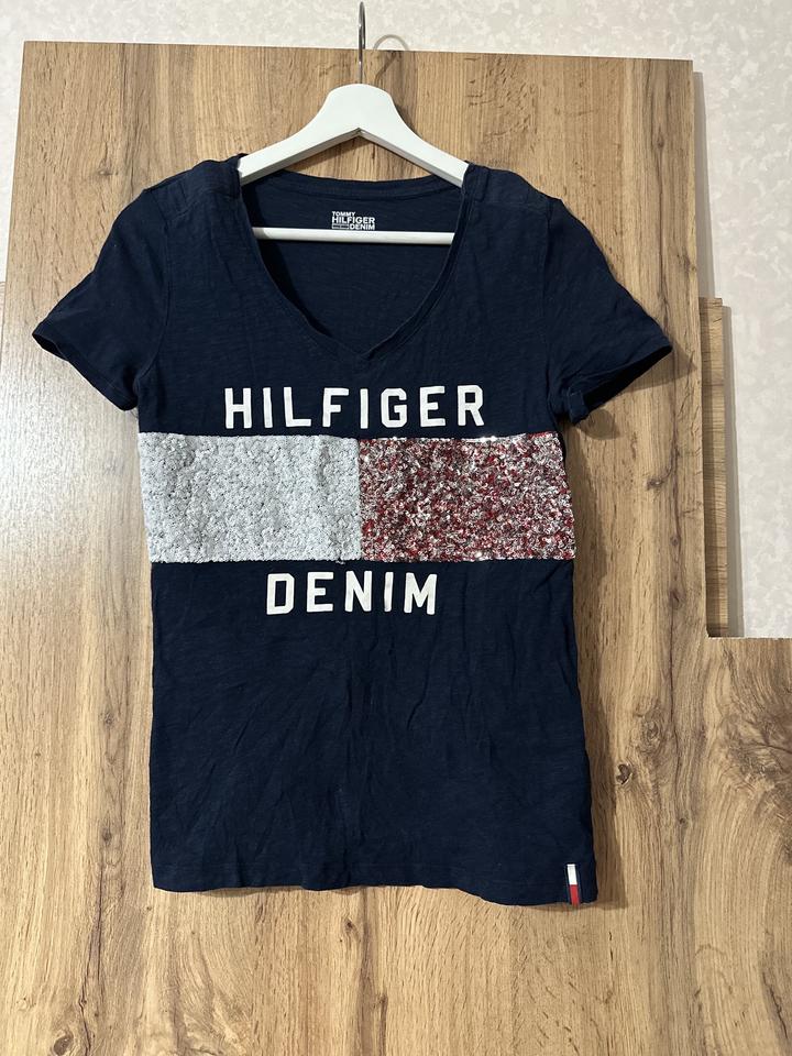 Tommy Hilfiger
