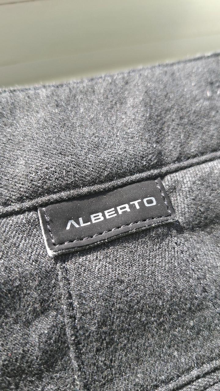 Alberto
