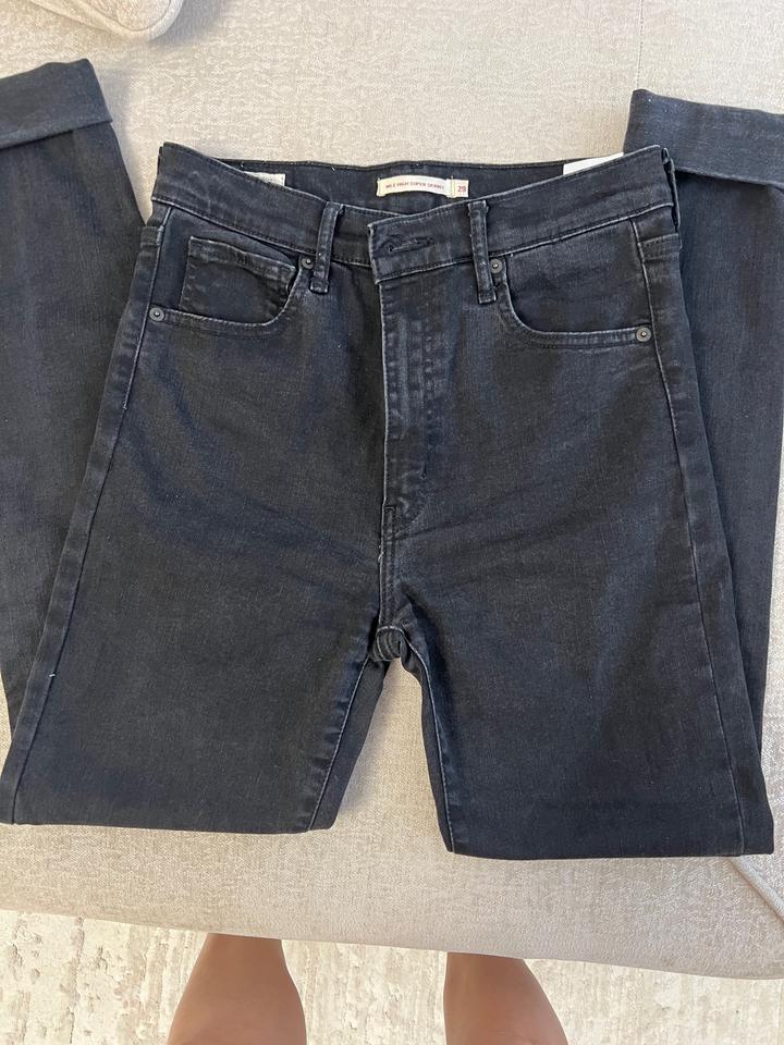 Джинсы Levi's