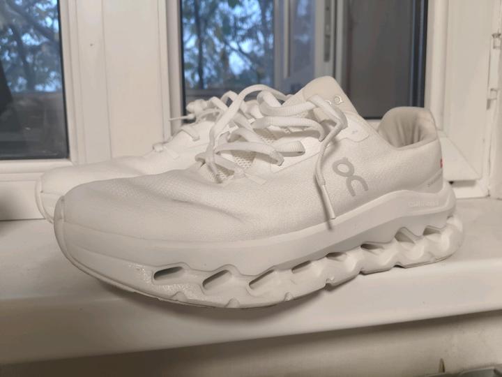 Under Armour Белые кросовки UN