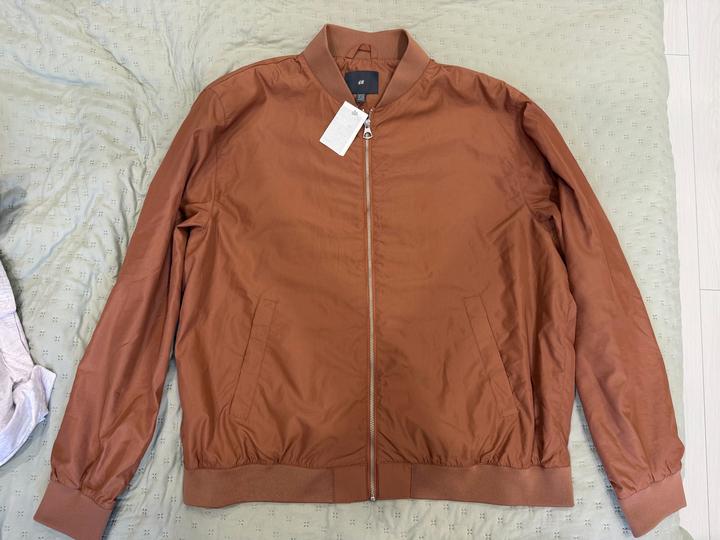 H&M