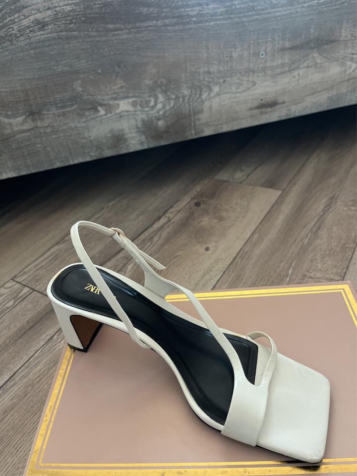 Босоножки ZARA